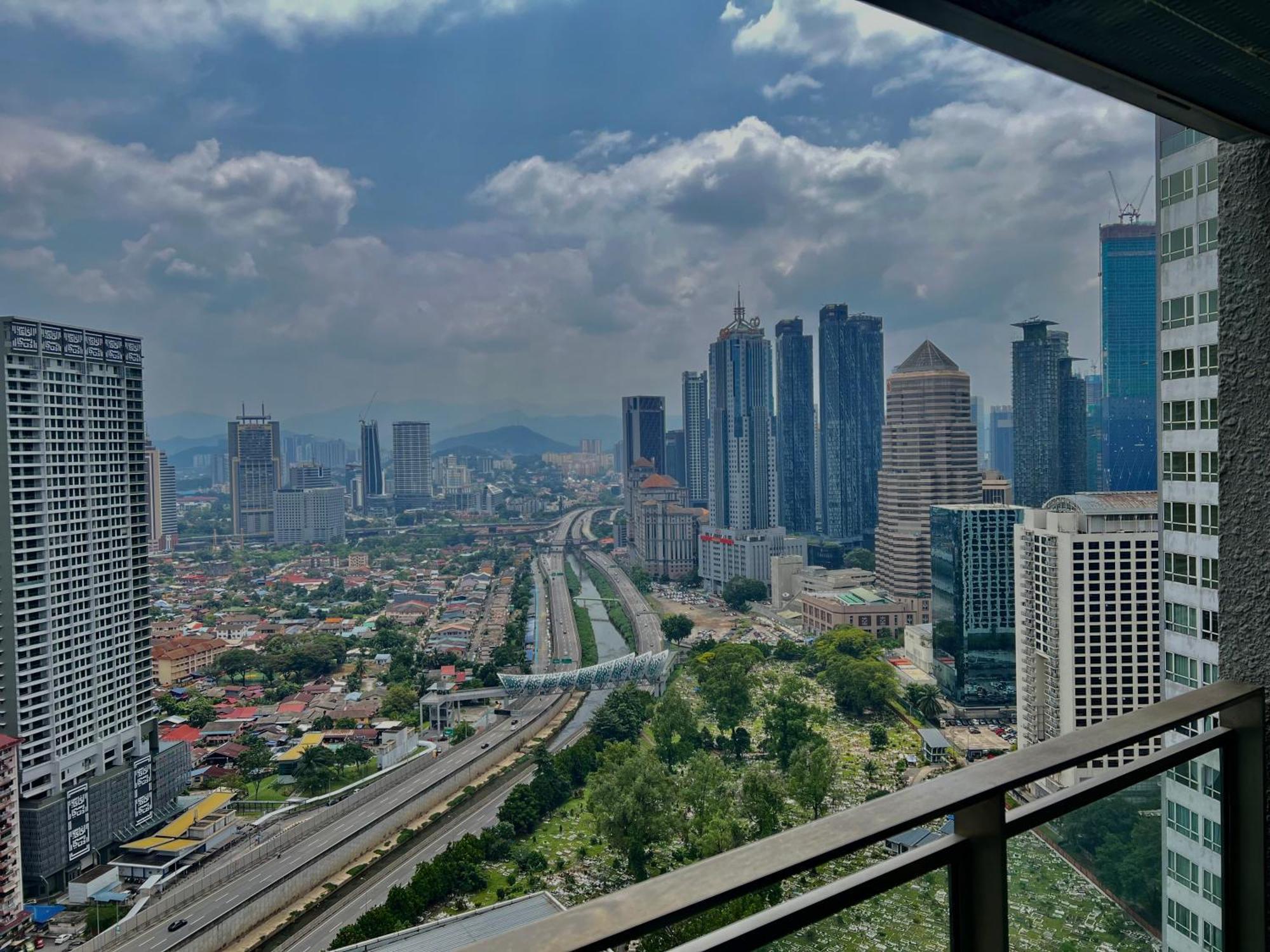 Summer Suites Klcc By Victorians クアラルンプール エクステリア 写真